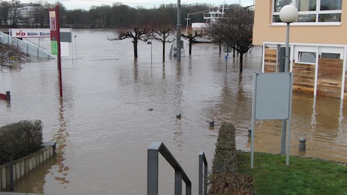 Hochwasser_Schifffahrt.jpg