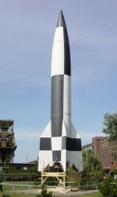 http://www.fragdienachbarn.org/bilder/Raketenauto.jpg