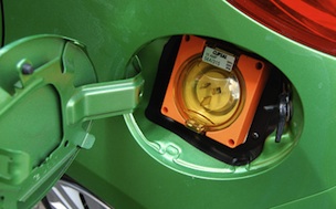 http://www.fragdienachbarn.org/bilder/Reichweite_Elektroauto.jpg