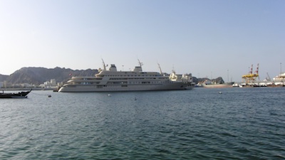 Luxus_Yacht_Oman.jpg